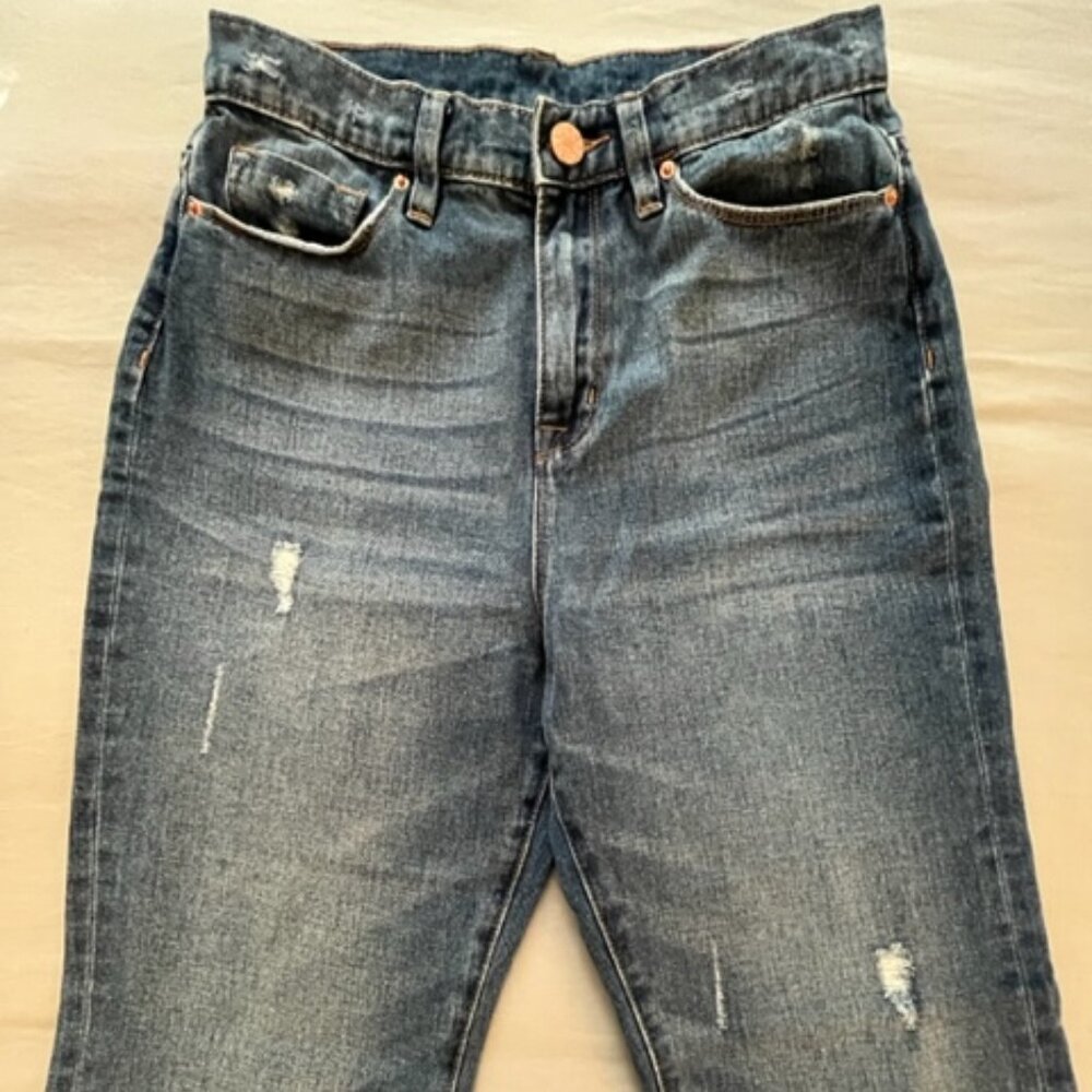 ☀️BOGO☀️BDG FUN Mom High Rise Jean Medium Wash - Picture 4 of 5